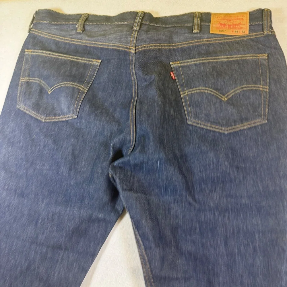 Levis 501 Original Fit Jeans Mens 44x32 Dark Wash Blue Button Fly Straight Leg